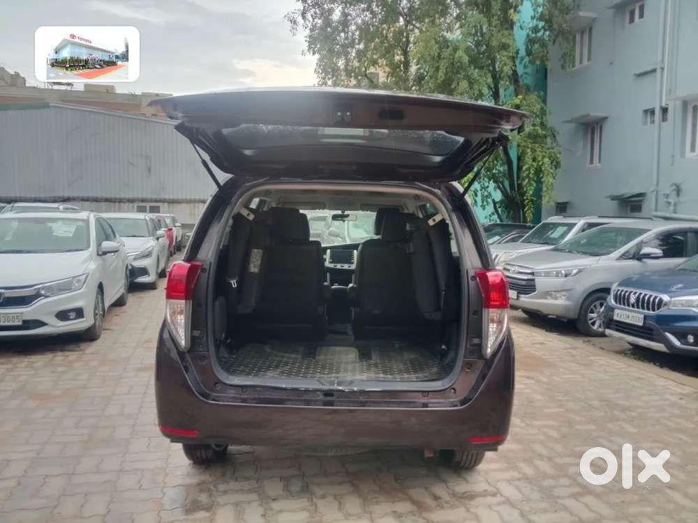Toyota Innova Crysta [ ] 2.4 Gx At 7 Str, 2022, Diesel