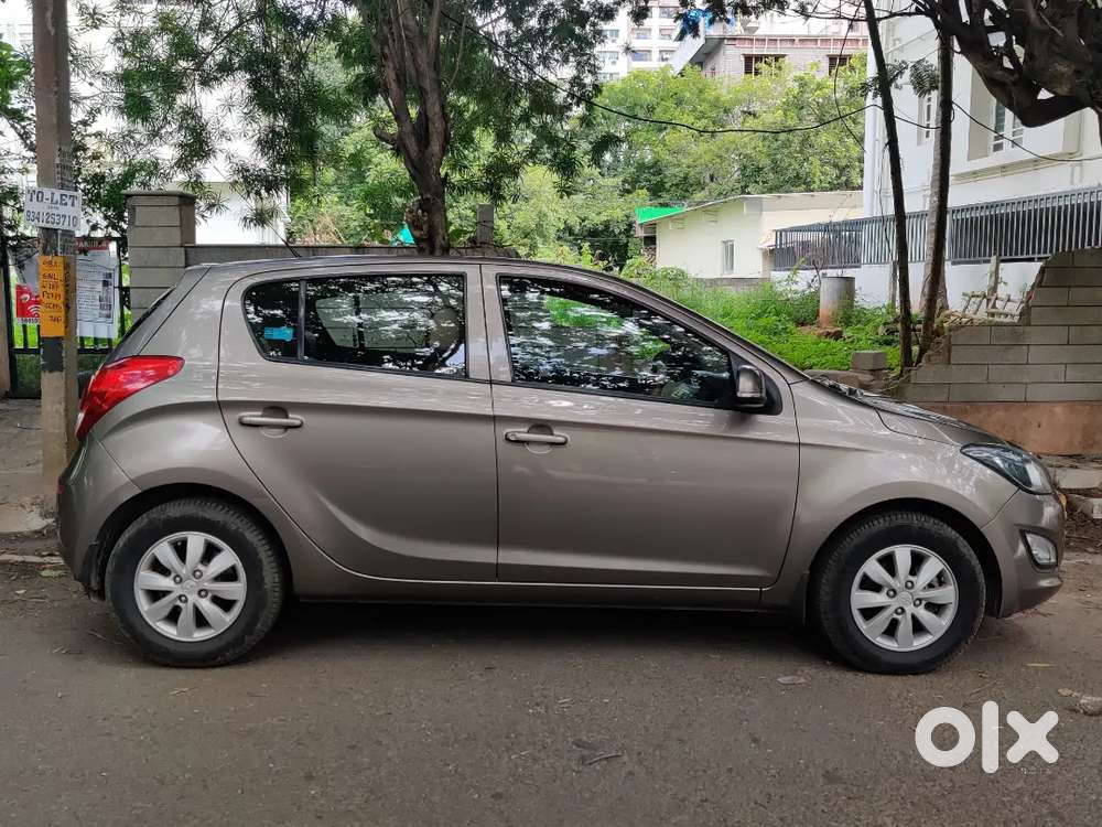 Hyundai I20 2012 Petrol Automatic, Sportz Variant