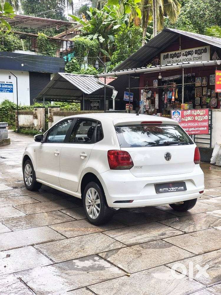 Volkswagen Polo Petrol Highline 1.2l, 2014, Petrol