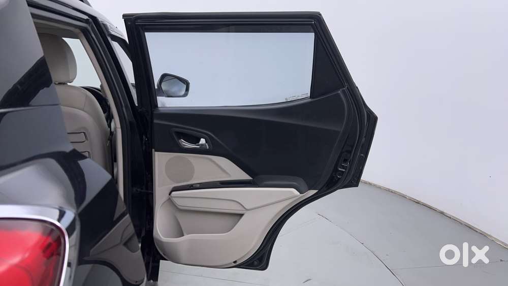 Mahindra Xuv300 W8 Option, 2021, Petrol