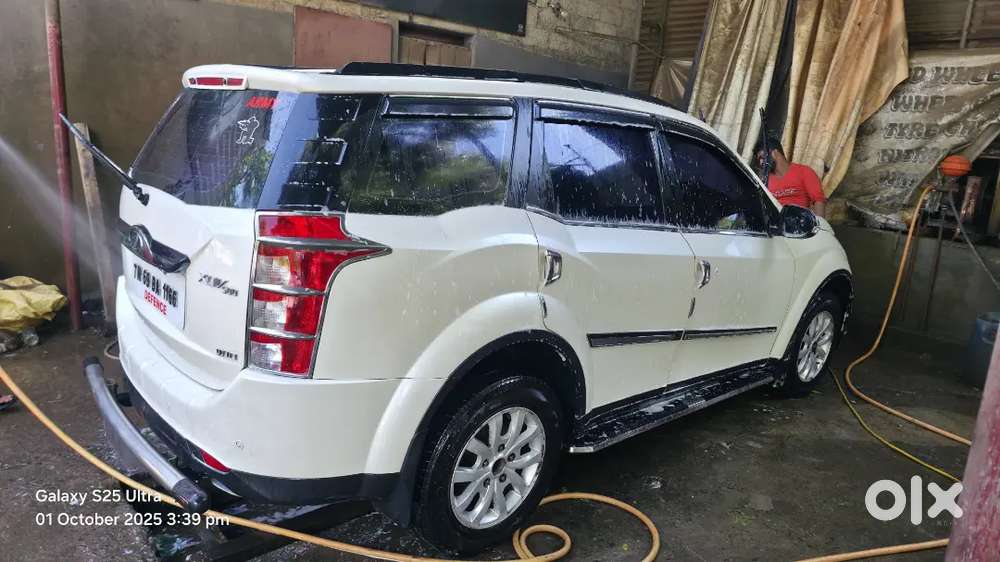 Mahindra Xuv500 W10 Sunroof Top End Model 2015 Diesel 167000 Km Driven