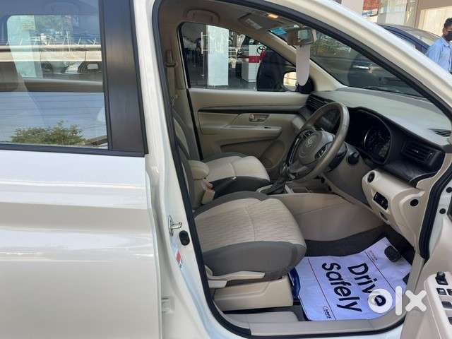 Toyota Rumion V At, 2025, Petrol