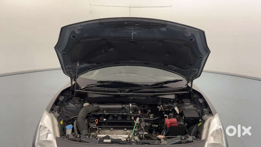 Maruti Suzuki Swift 1.3 Zxi, 2023, Petrol