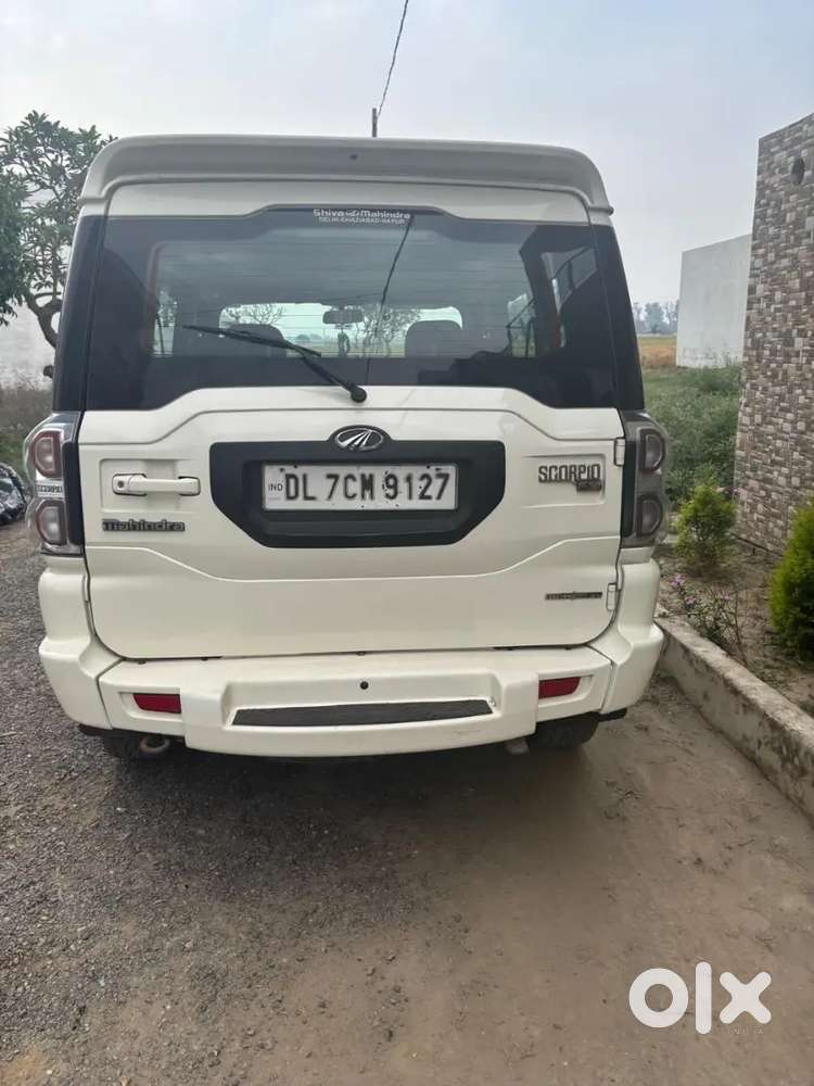Mahindra Scorpio 2017 Diesel 80000 Km Driven