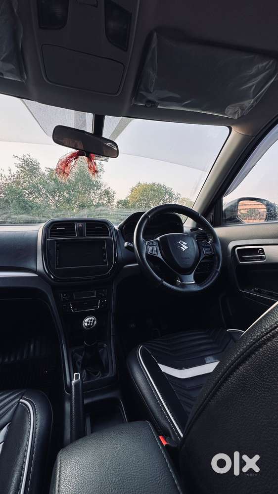 Maruti Suzuki Brezza Zdi+ Dual Tone, 2016, Diesel