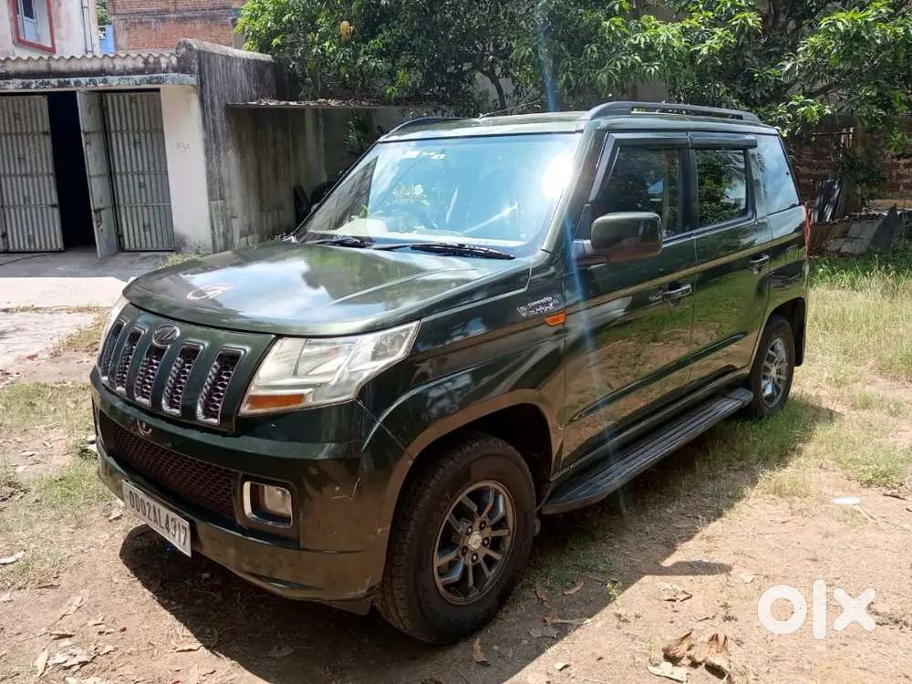 Mahindra Tuv 300 2018 T8