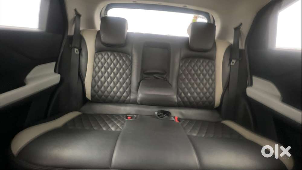 Tata Punch Creative, 2023, Petrol