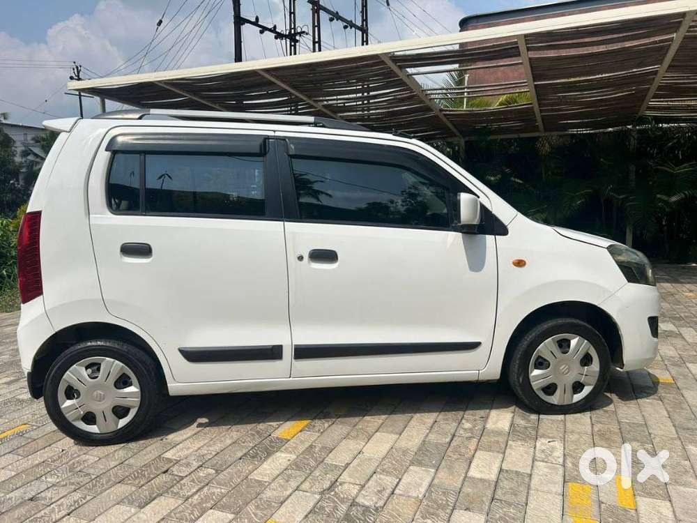 Maruti Suzuki Wagon R Vxi Amt Opt 1.2, 2017, Petrol