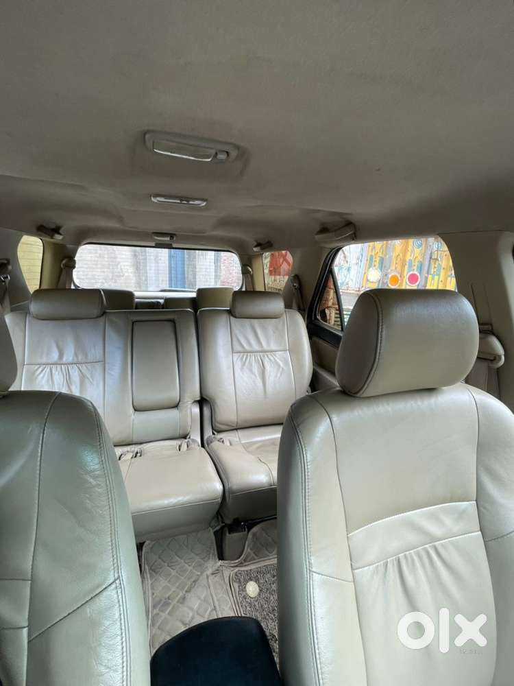 Toyota Fortuner Urgent Sale 2015(dec) Manual Diesel