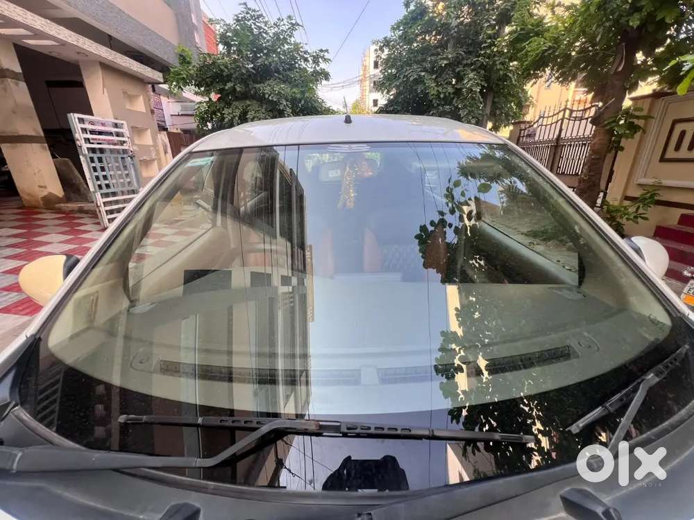 Maruti Suzuki Ertiga Vxi 2024