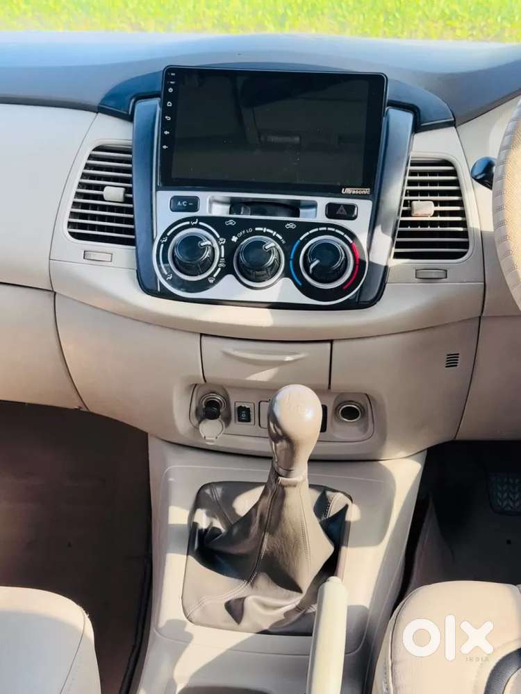 Toyota Innova, 2015, Diesel
