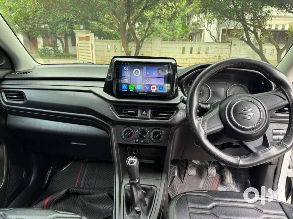 Maruti Suzuki Brezza 1.5 Lxi Smart Hybrid, 2022, Petrol