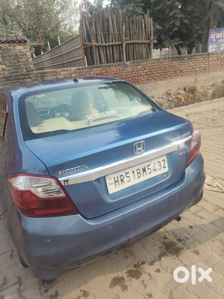 Honda Amaze 2017 Blue Colour