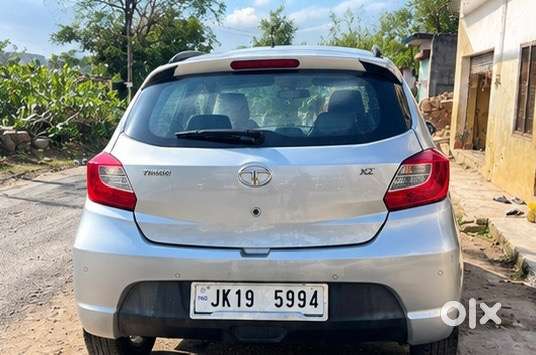 Tata Tiago Petrol 2018