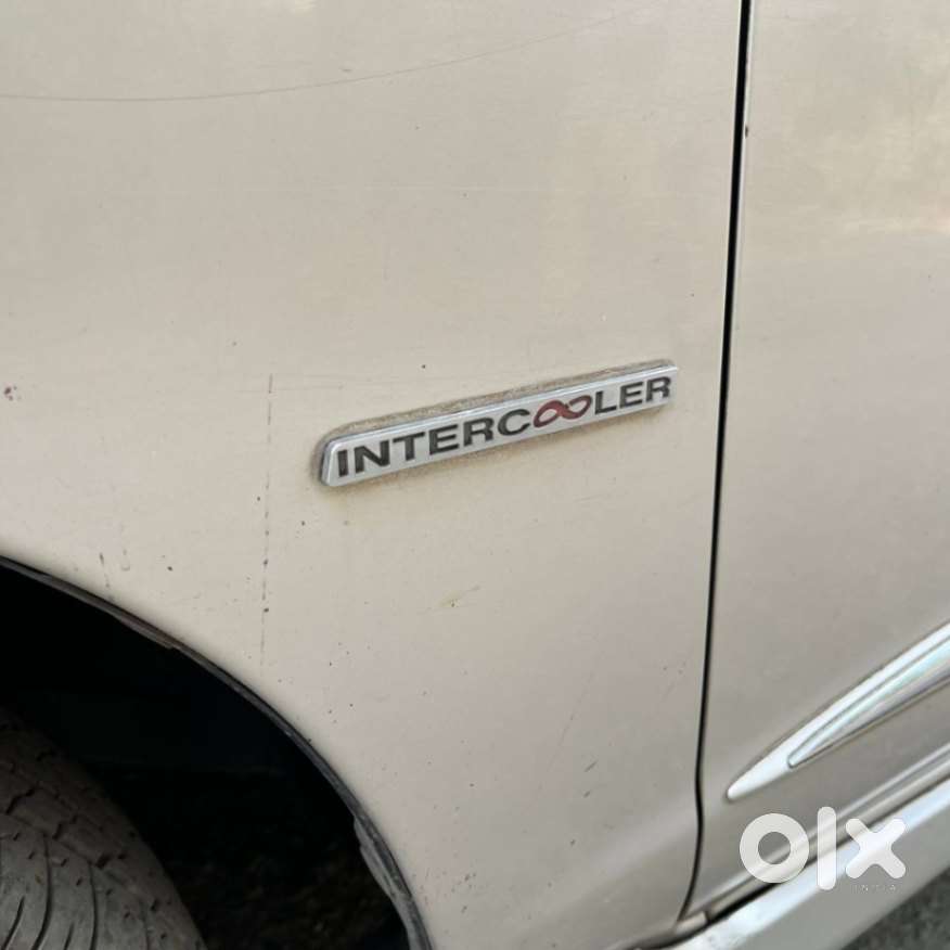 Toyota Innova 2.5 Vx 8 Str Bs-iii, 2015, Diesel