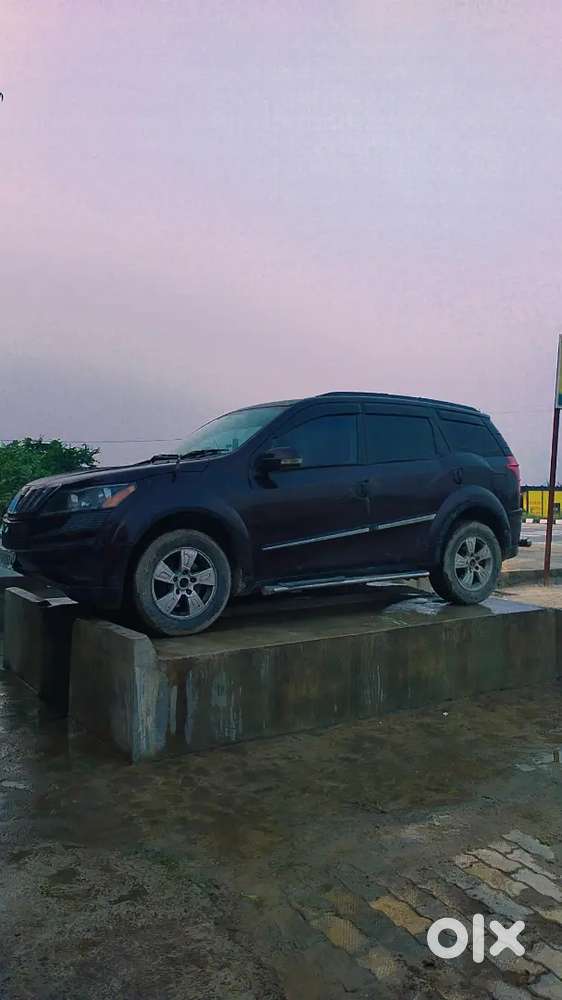Mahindra Xuv500 2012 Diesel 120000 Km Driven