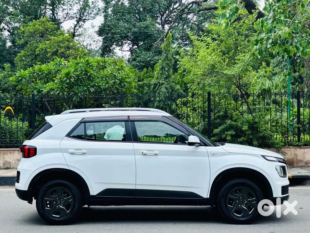 Hyundai Venue, 2025, Petrol