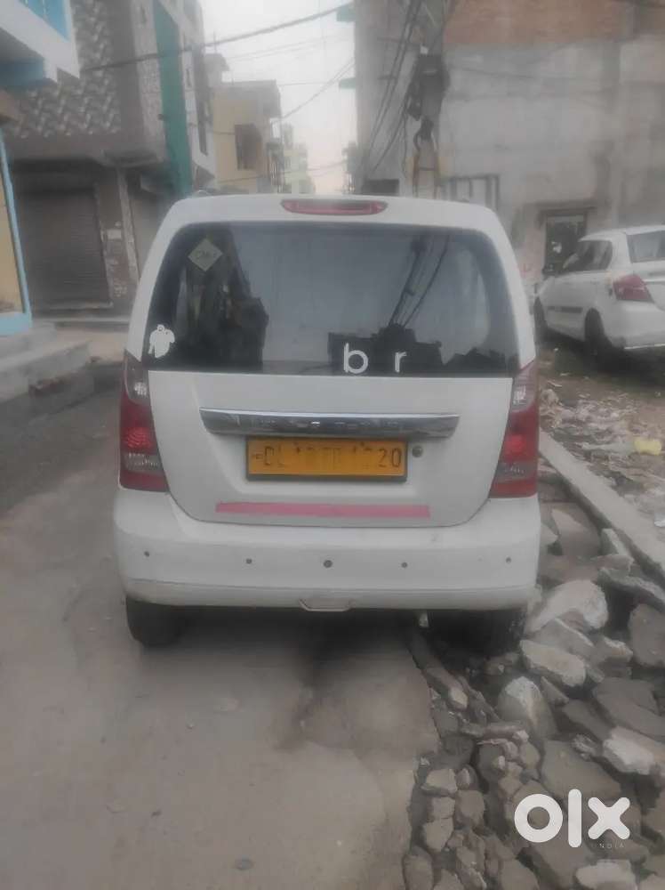 Bus Bechni Hai
