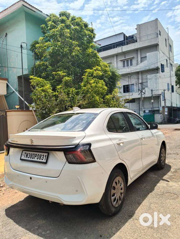 Maruti Suzuki Dzire 1.2 Vxi, 2025, Petrol