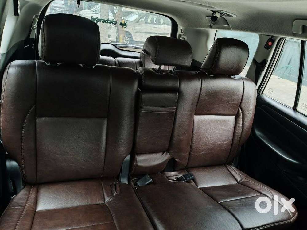 Toyota Innova Crysta 2.4 G Mt 8s, 2019, Diesel