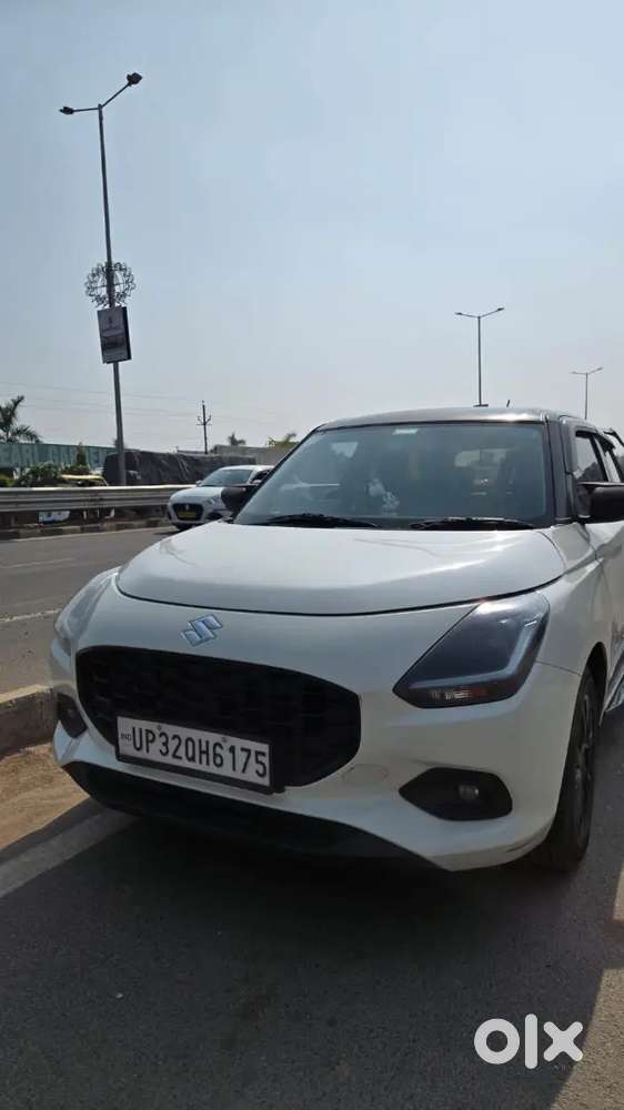 Maruti Suzuki Swift 2025 Petrol 24000 Km Driven