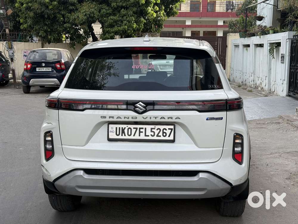 Maruti Suzuki Grand Vitara 1.5 Delta Smart Hybrid At, 2023, Petrol