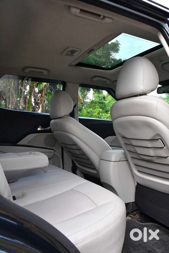 Mahindra Xuv300 W8 Option Diesel, 2021, Diesel