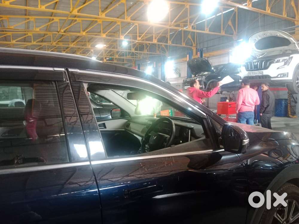Mahindra Xuv700 Petrol 2025