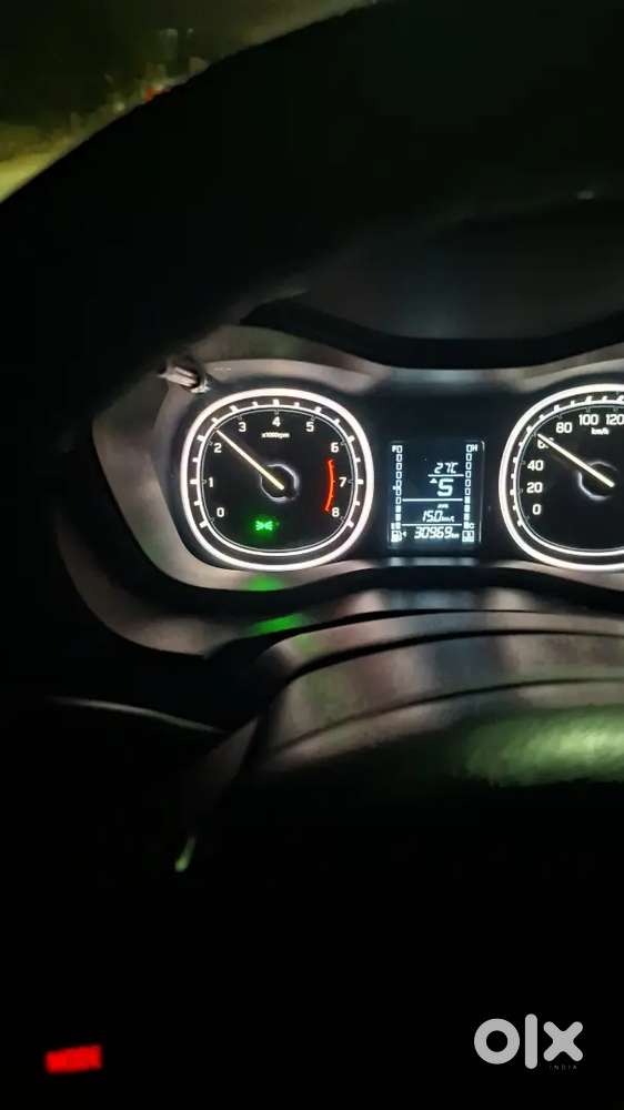 Maruti Suzuki Vitara Brezza 2021 Petrol 34000 Km Driven
