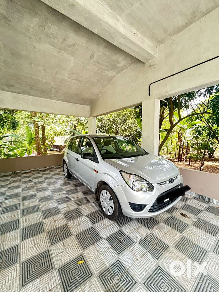 Ford Figo Petrol 2010