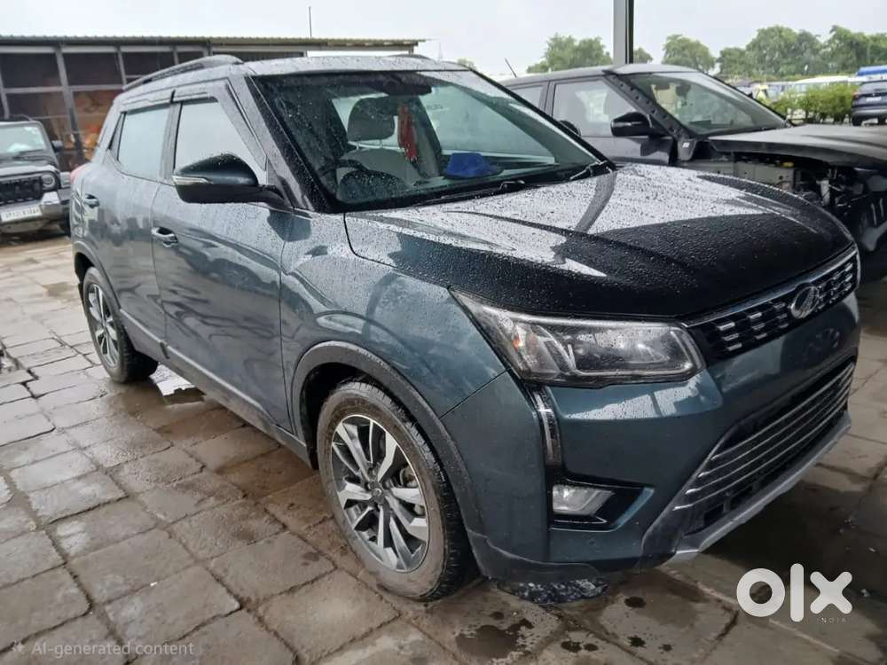 Mahindra Xuv300 2021 Top Model Diesel 80000 Km Driven.