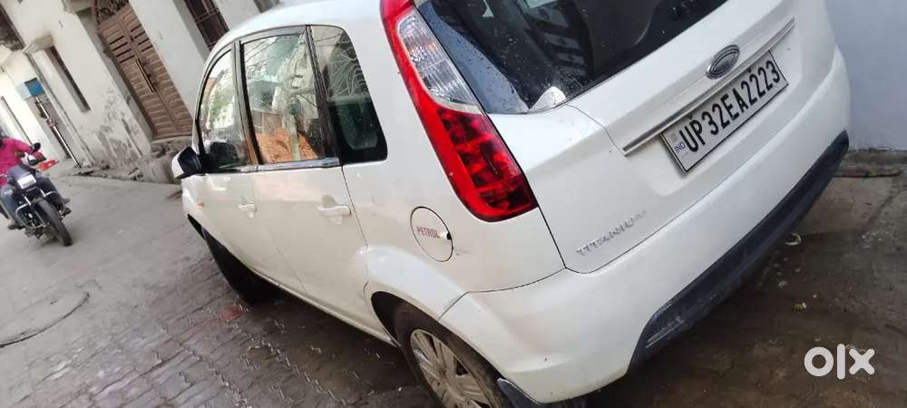 Ford Figo Trend 2012 Km Driven