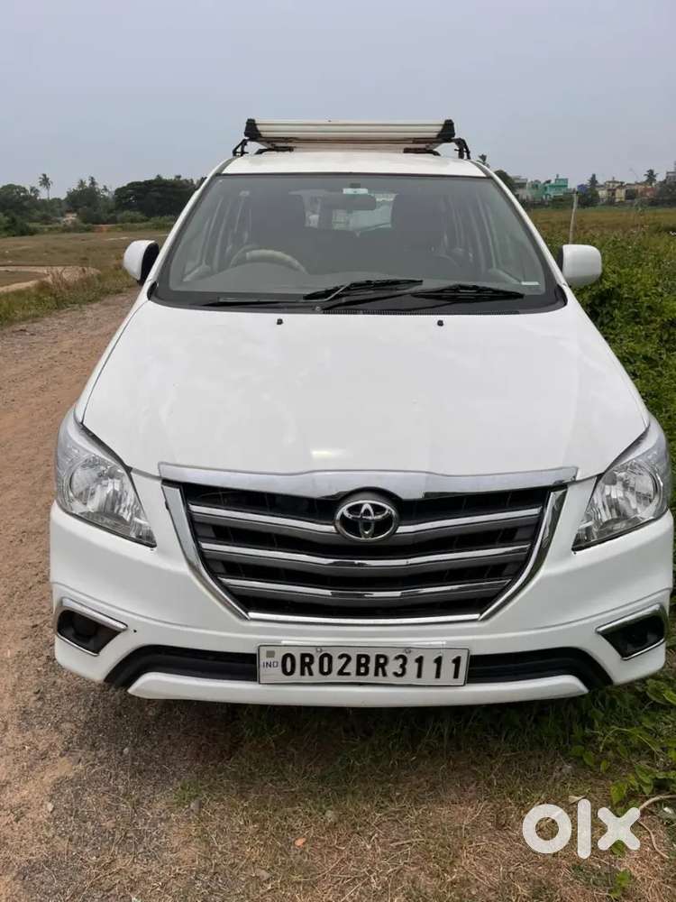 Toyota Innova 2011 Diesel Well Maintained