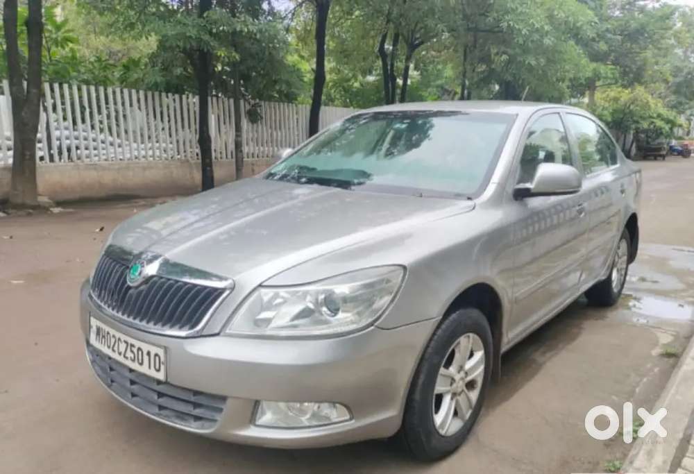 Skoda Laura 1.9 Elegance 2013