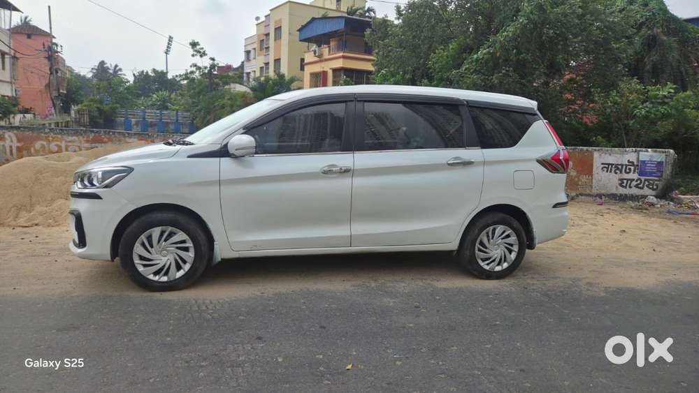 Maruti Suzuki Ertiga Vxi Shvs, 2021, Petrol