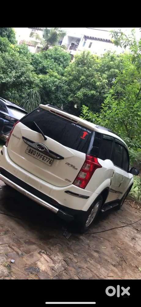 Xuv 500 W10 2019 Model Nice Car .
