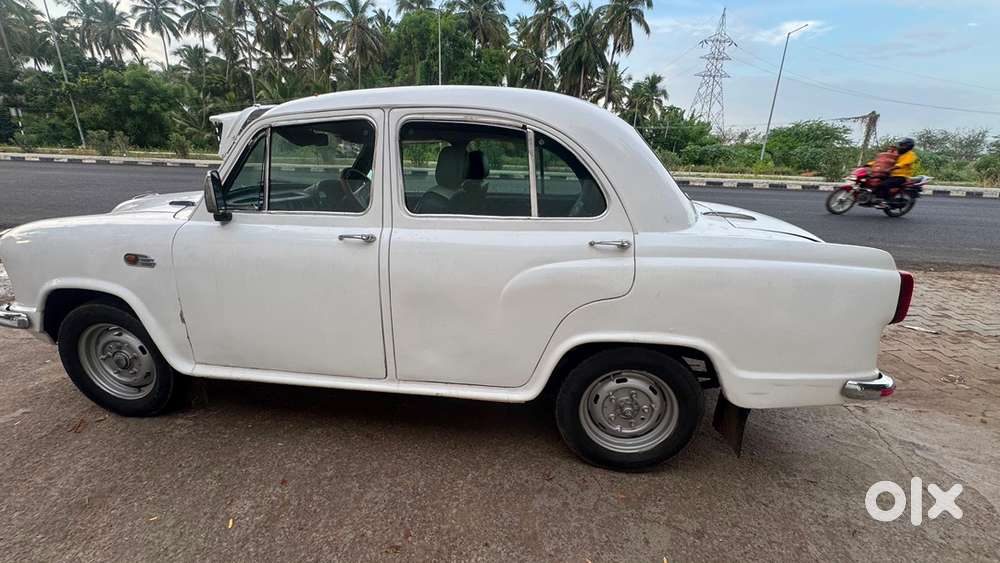Ambassador Ambassador 1999 Diesel Well Maintained