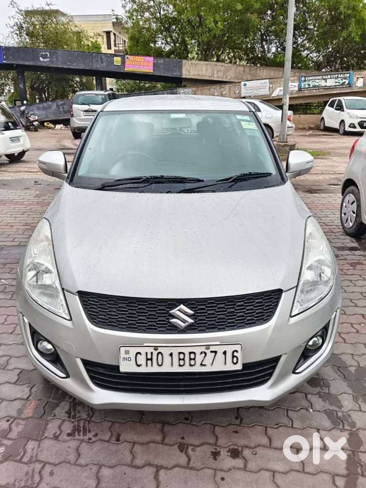 Maruti Suzuki Swift Vxi + Manual, 2015, Petrol