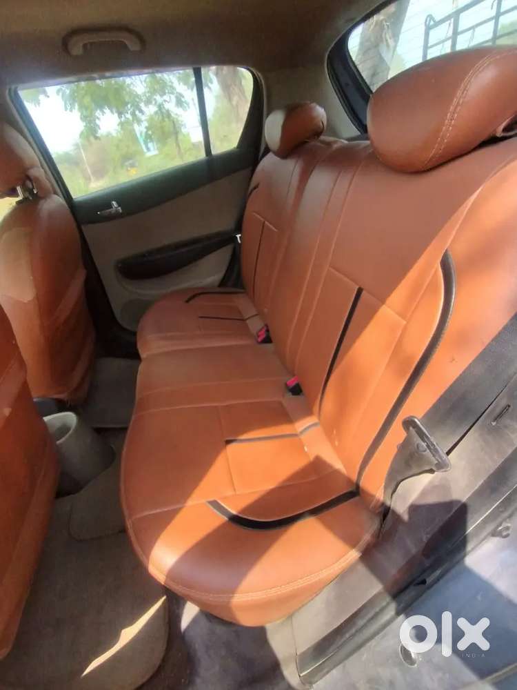 Hyundai I20 2011 Diesel Well Maintained.    Validity 3031