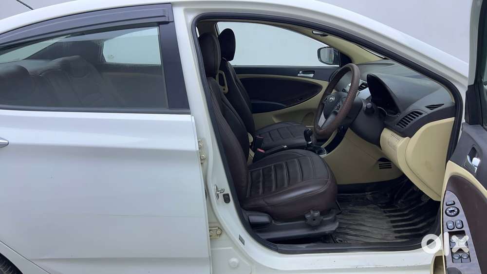 Hyundai Verna 1.6 Vtvt S Option, 2015, Petrol