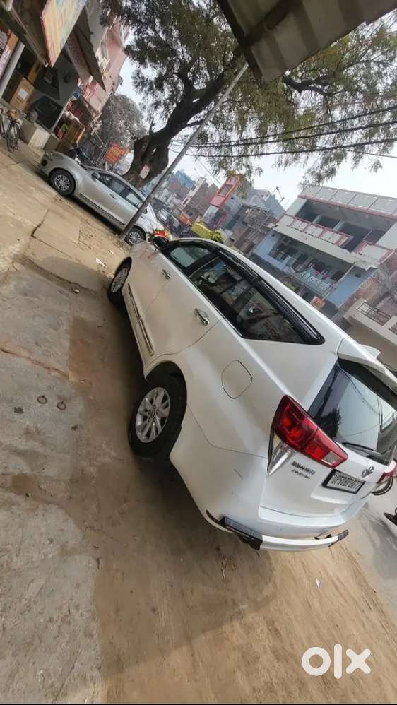 Toyota Innova Crysta2.4g 2018