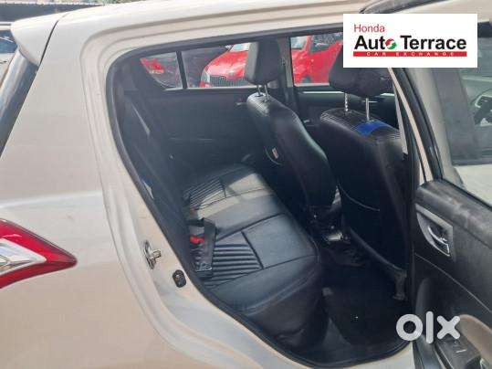 Maruti Suzuki New-gen Swift Vxi, 2017, Petrol
