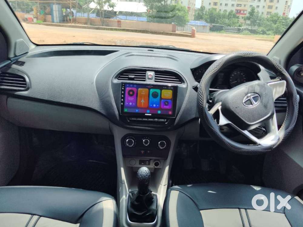Tata Tiago 1.2 Revotron Xt (o), 2017, Petrol