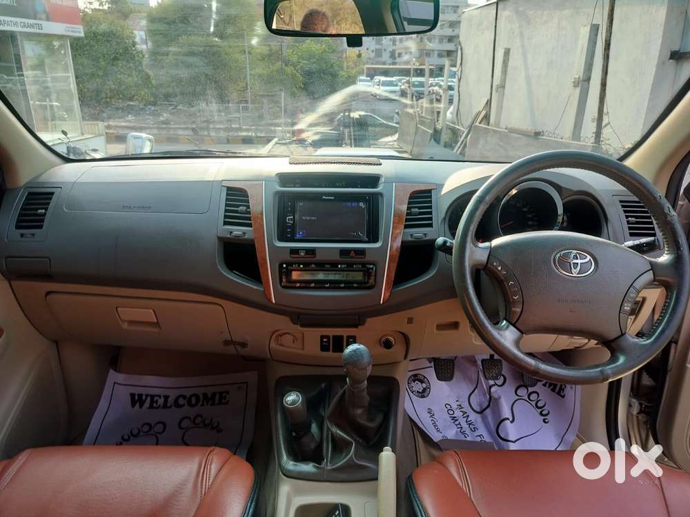 Toyota Fortuner 3.0 4x4 Manual, 2011, Diesel