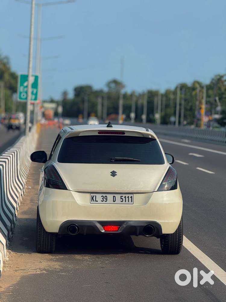 Maruti Suzuki Swift 2012 Diesel 260000 Km Driven