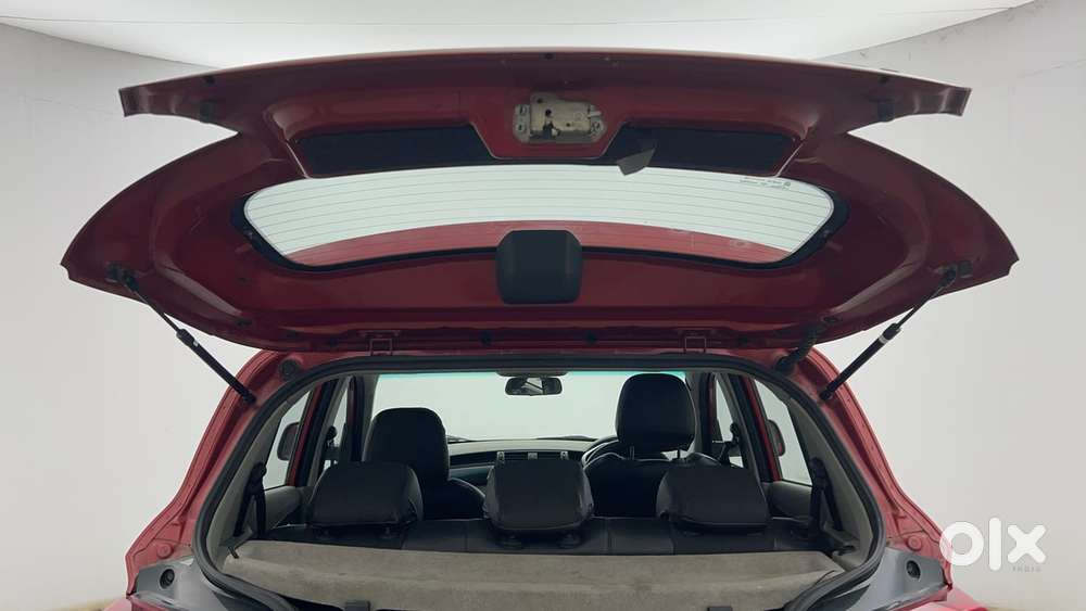 Mahindra Kuv 100 Mfalcon G80 K8 5str, 2016, Petrol