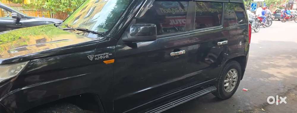 Mahindra Tuv 300 2017