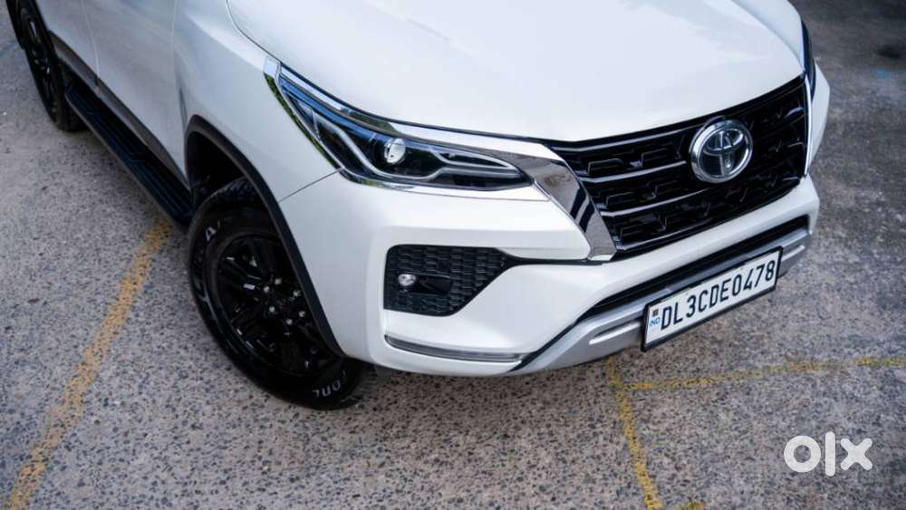 Toyota Fortuner 4x2 At 2.7 Petrol, 2025, Petrol