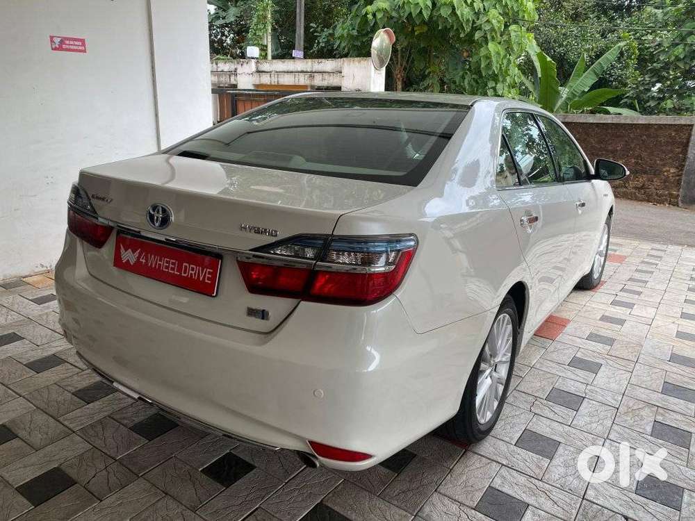 Toyota Camry 2.5 Hybrid, 2016, Petrol