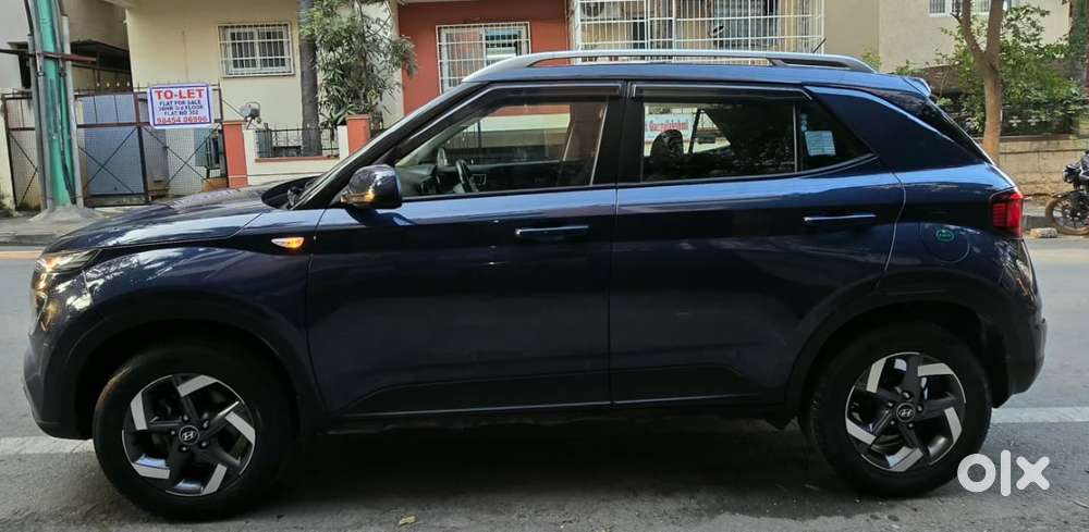 Hyundai Venue 1.2 S Plus, 2020, Petrol